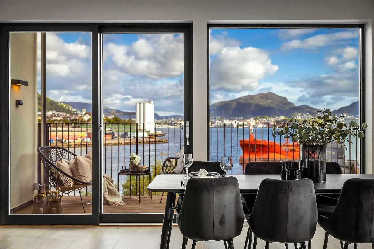 Pent House In Bergen City
