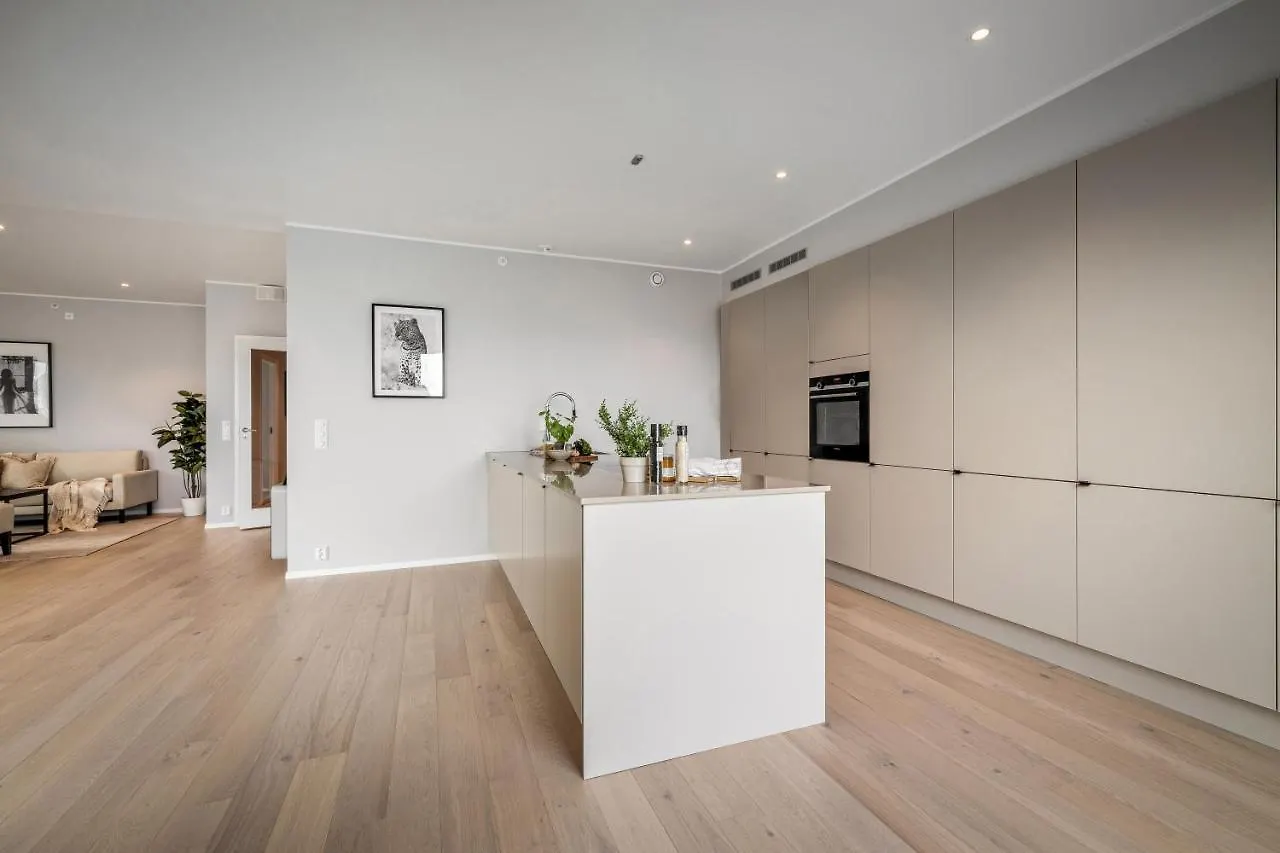 Pent House In Bergen City 0*,