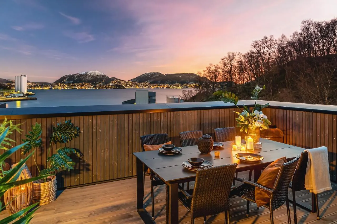 Pent House In Bergen City
