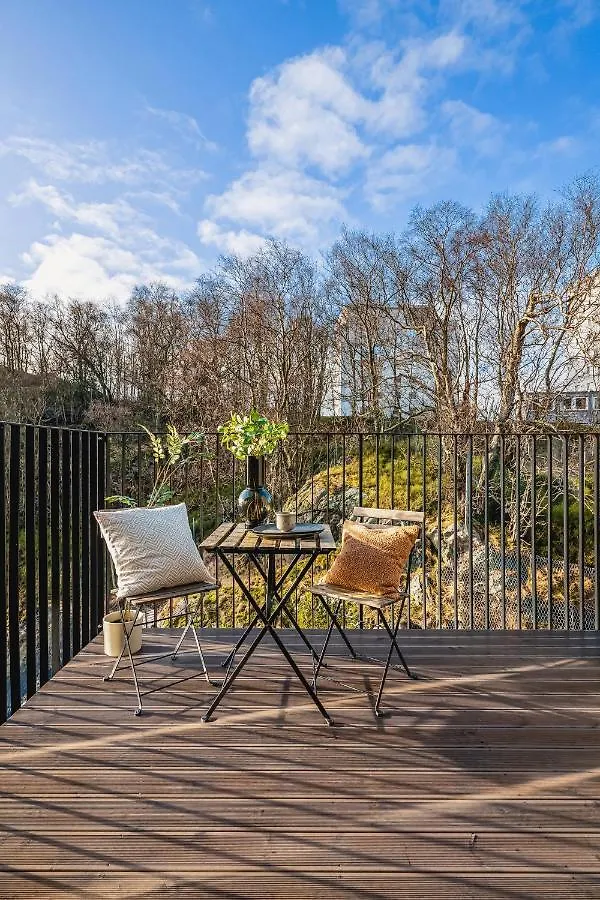 Pent House In Bergen City 0*,